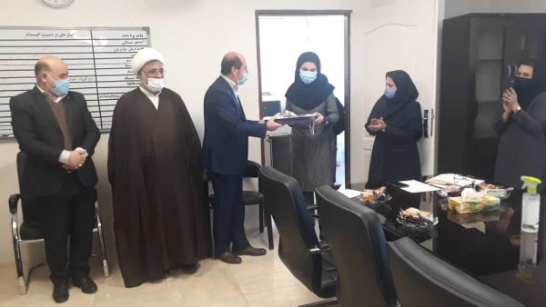 مراسم قدردانی از پرستاران و مدافعان سلامت شهرستان فردیس:
 4