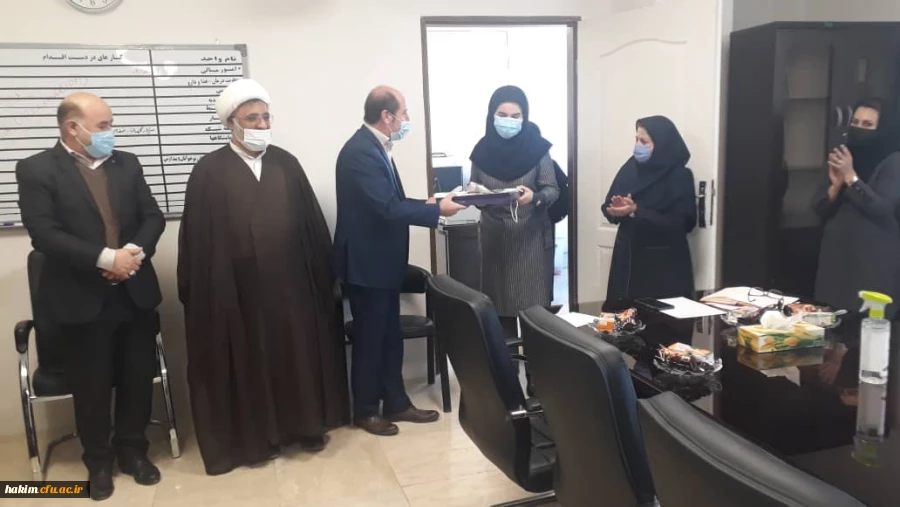 مراسم قدردانی از پرستاران و مدافعان سلامت شهرستان فردیس:
 4